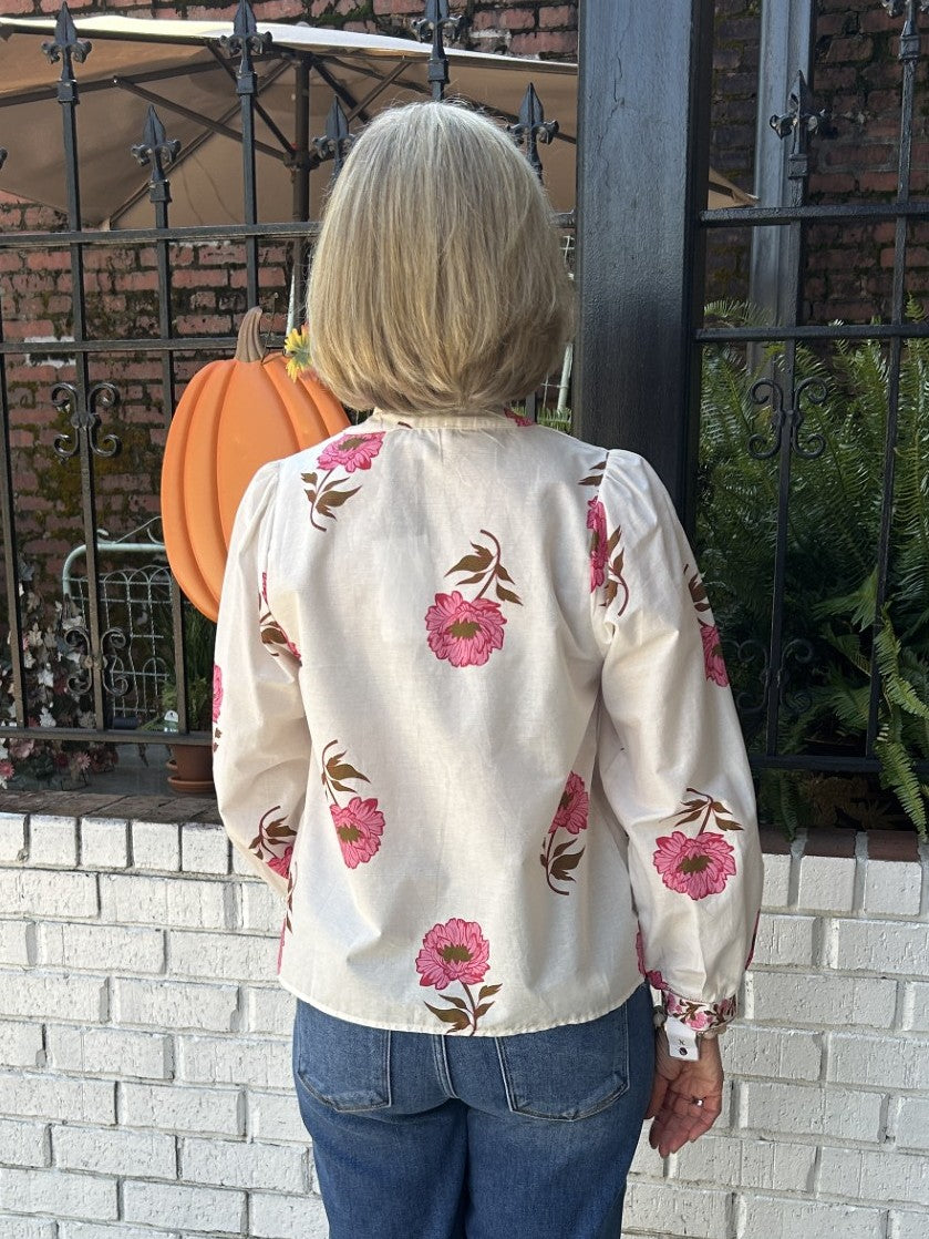 Long Sleeve Floral Print Top in Cream & Pink
