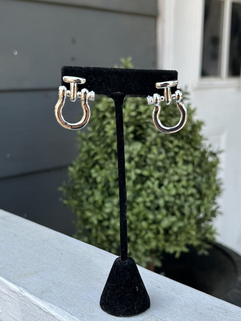 Stirrup Earrings in Silver or Gold