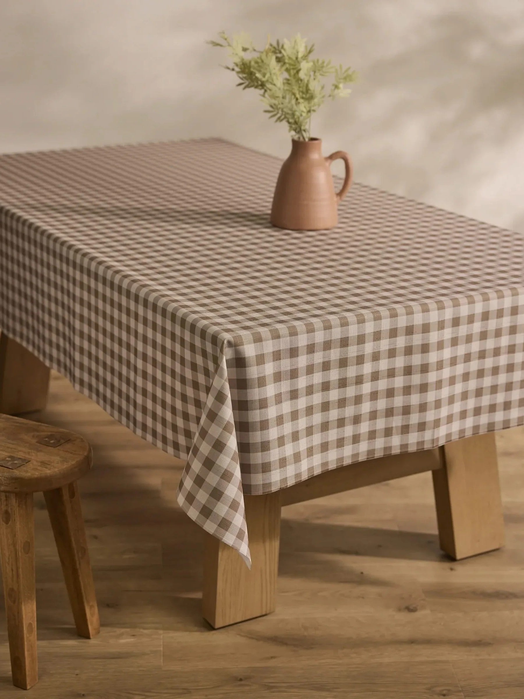 Spill Proof Tablecloth