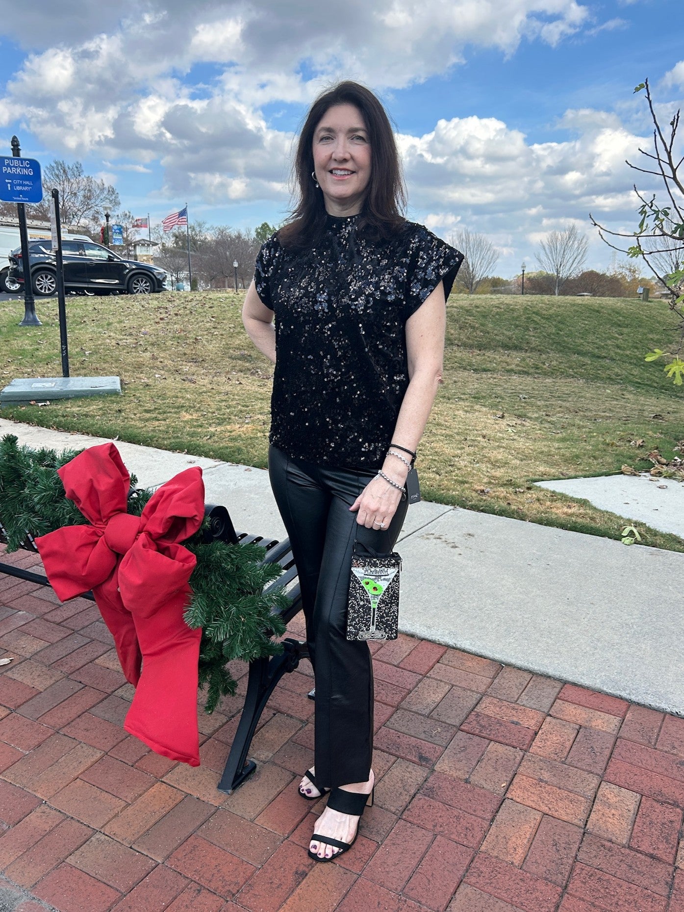 Short Sleeve Sequined Top