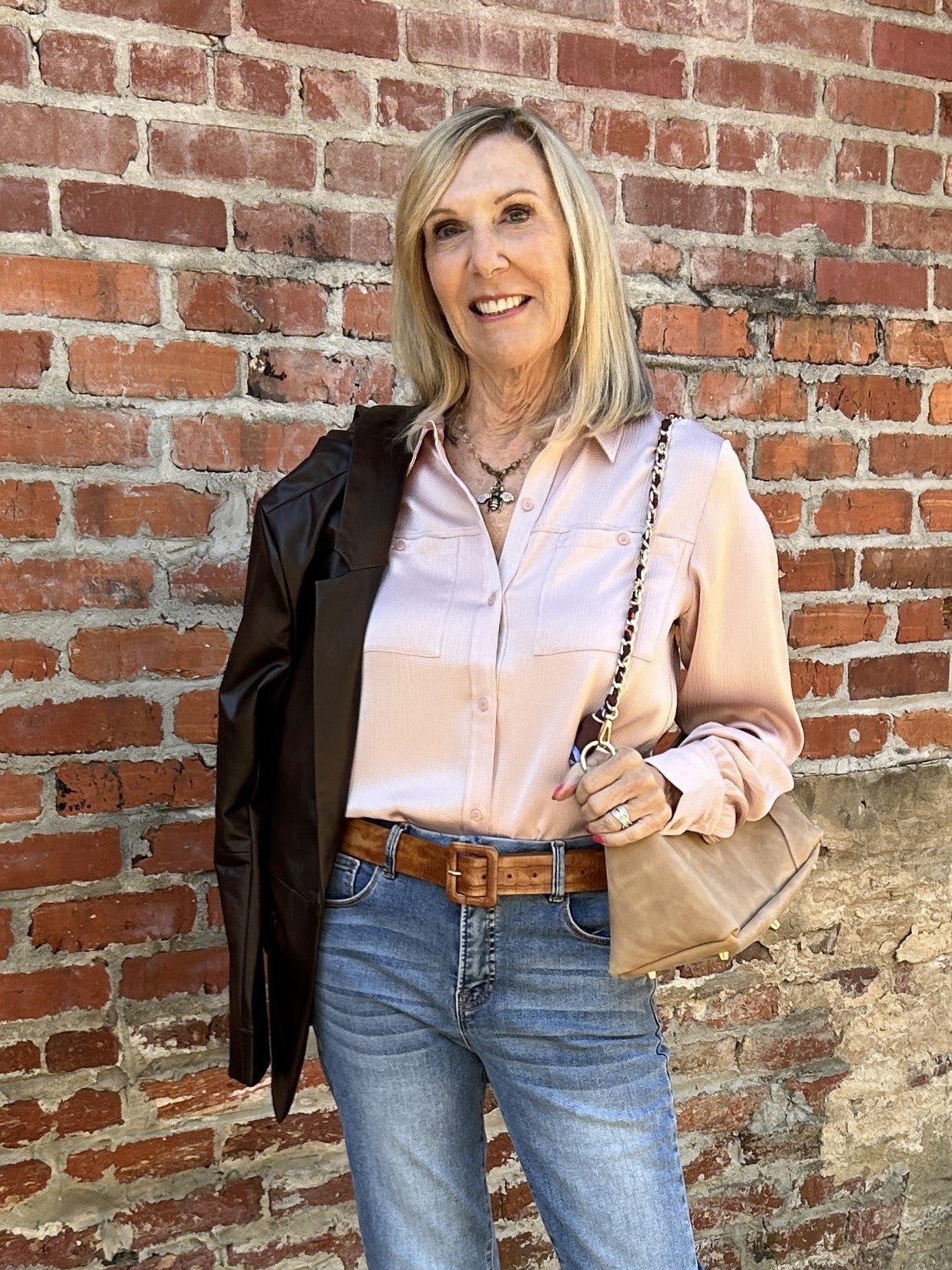 The Zoe Utility Boho Blouse is the perfect addition to your wardrobe. The beautiful antique rose color adds a touch of elegance, while the 4-way stretch Hammered Silk-Touch Satin fabric provides comfort and versatility. With patch pockets and front and back yokes, this blouse offers both style and functionality. The pleated and ruched sleeves add a unique touch to the oversized fit.

Hammered Silk- 98% Polyester, 2% Spandex
4-way stretch&nbsp;&nbsp;
Oversized, size down for smaller fit&nbsp;


Care Instruct