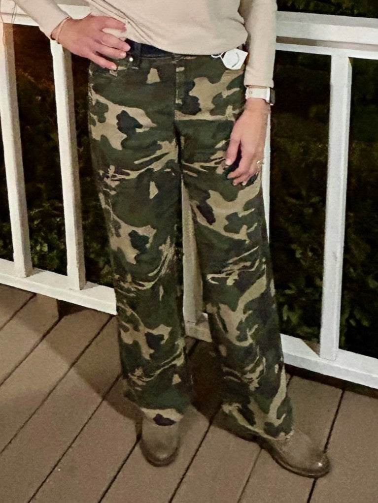 Risen Mid Rise Fit Straight Wide Jeans - Camo