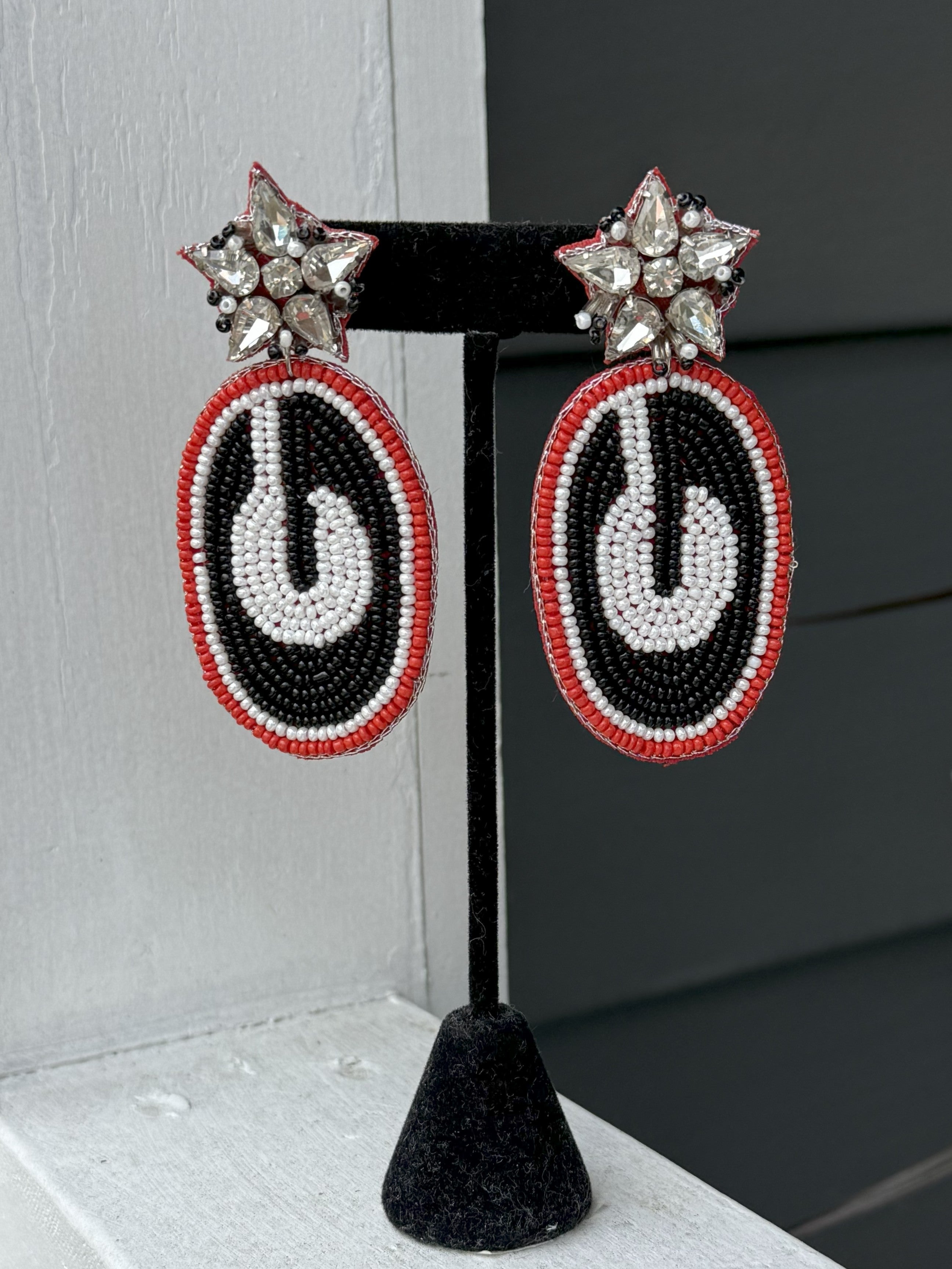 Georgia "G" Game Day Beaded Earrings