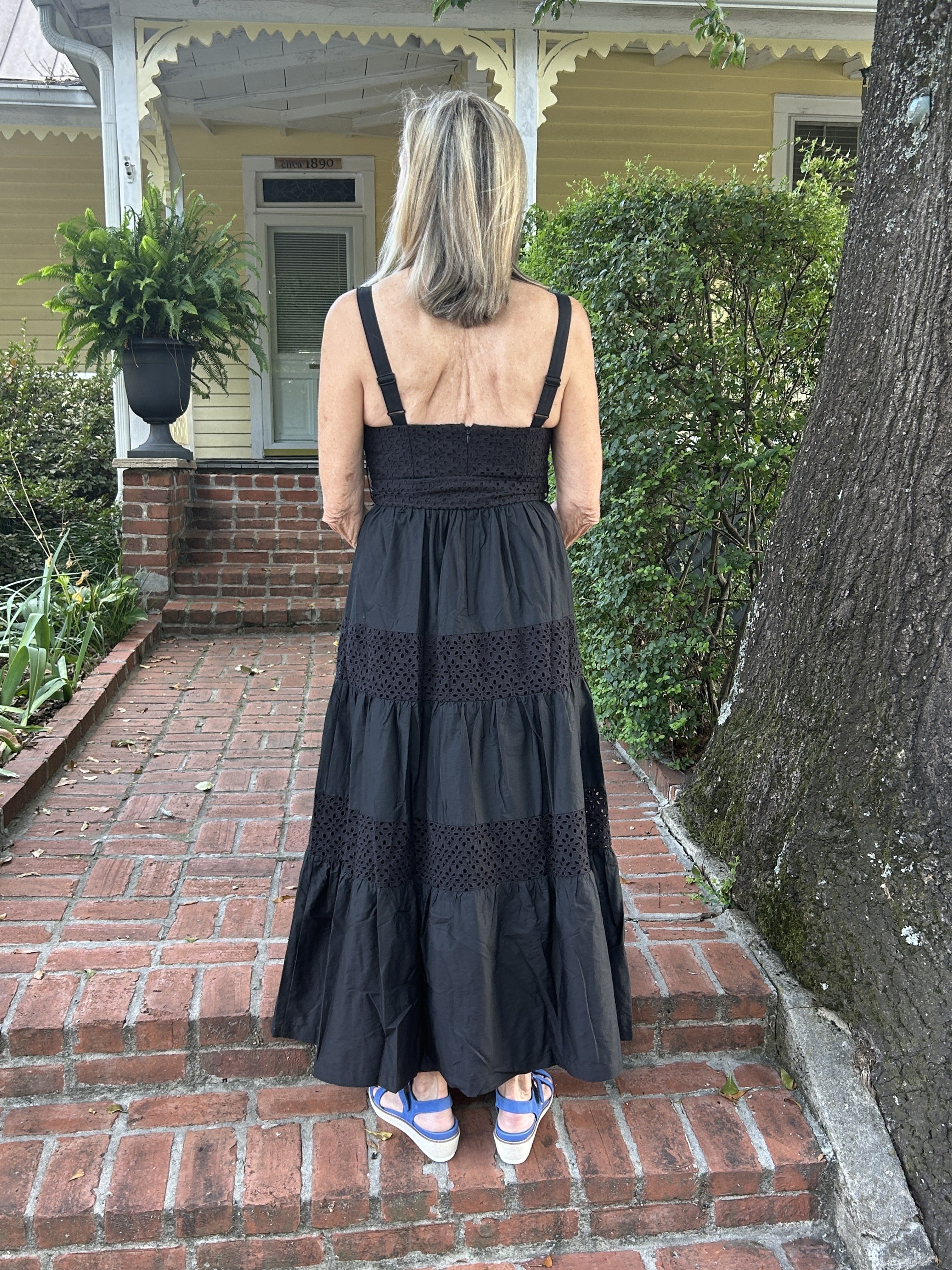 Contrasting Eyelet Maxi Dress in Black