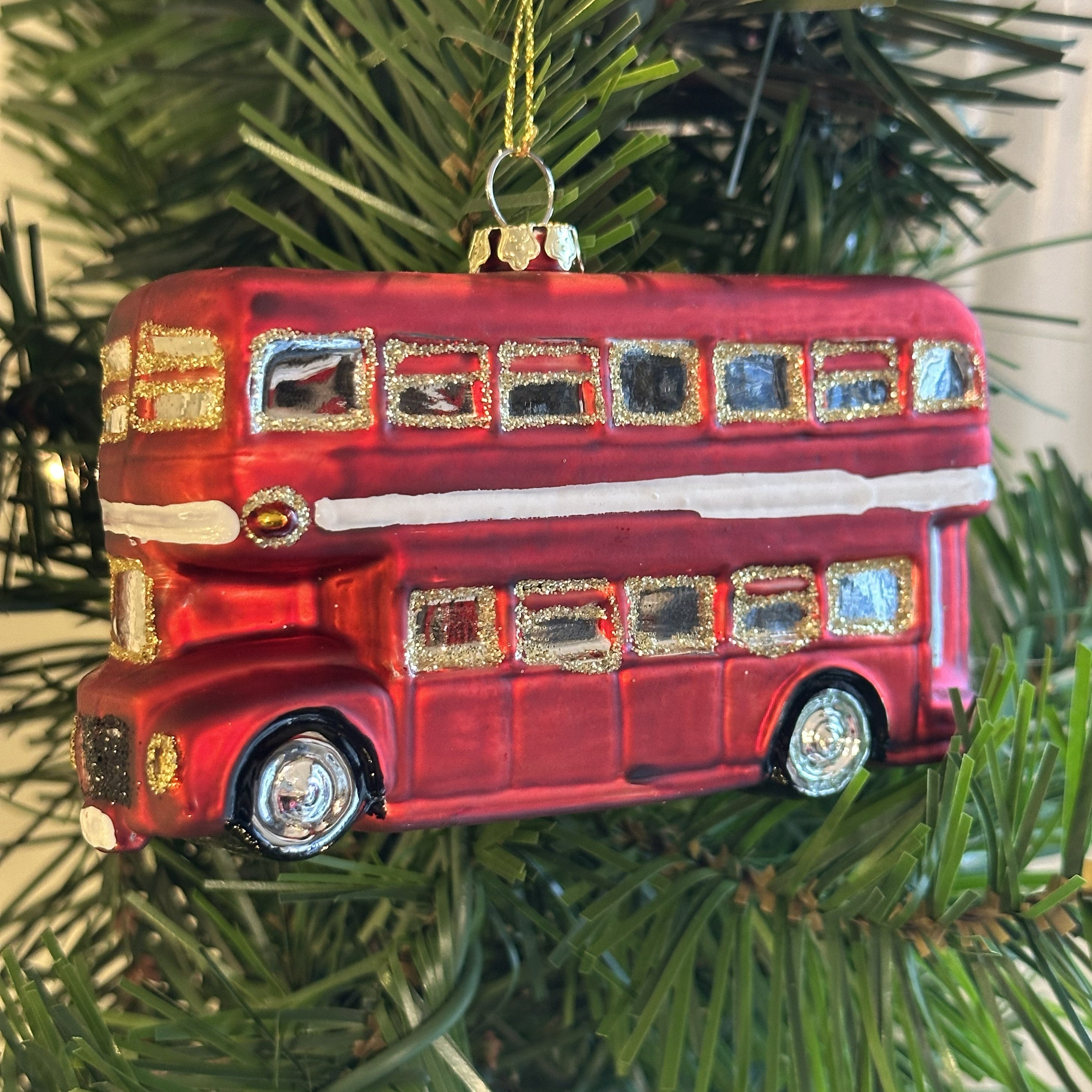 How cute is this Red Double Decker Bus Ornament!&nbsp; It looks like it's ready to roll down a London street and will be so cute on your tree!&nbsp;

4.5"&nbsp;