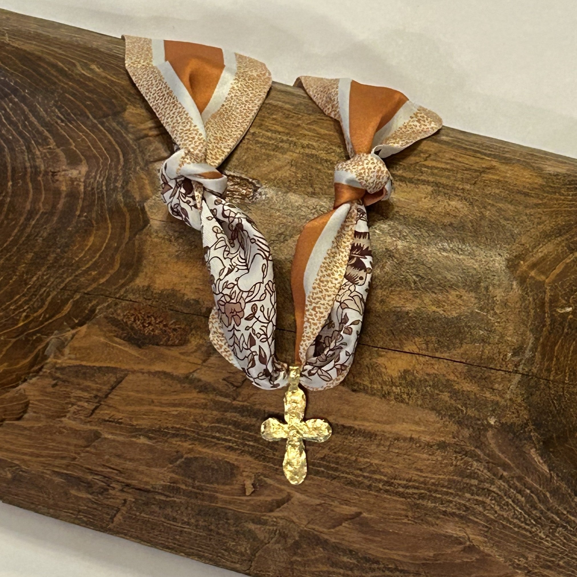 Stylish Scarf Necklaces