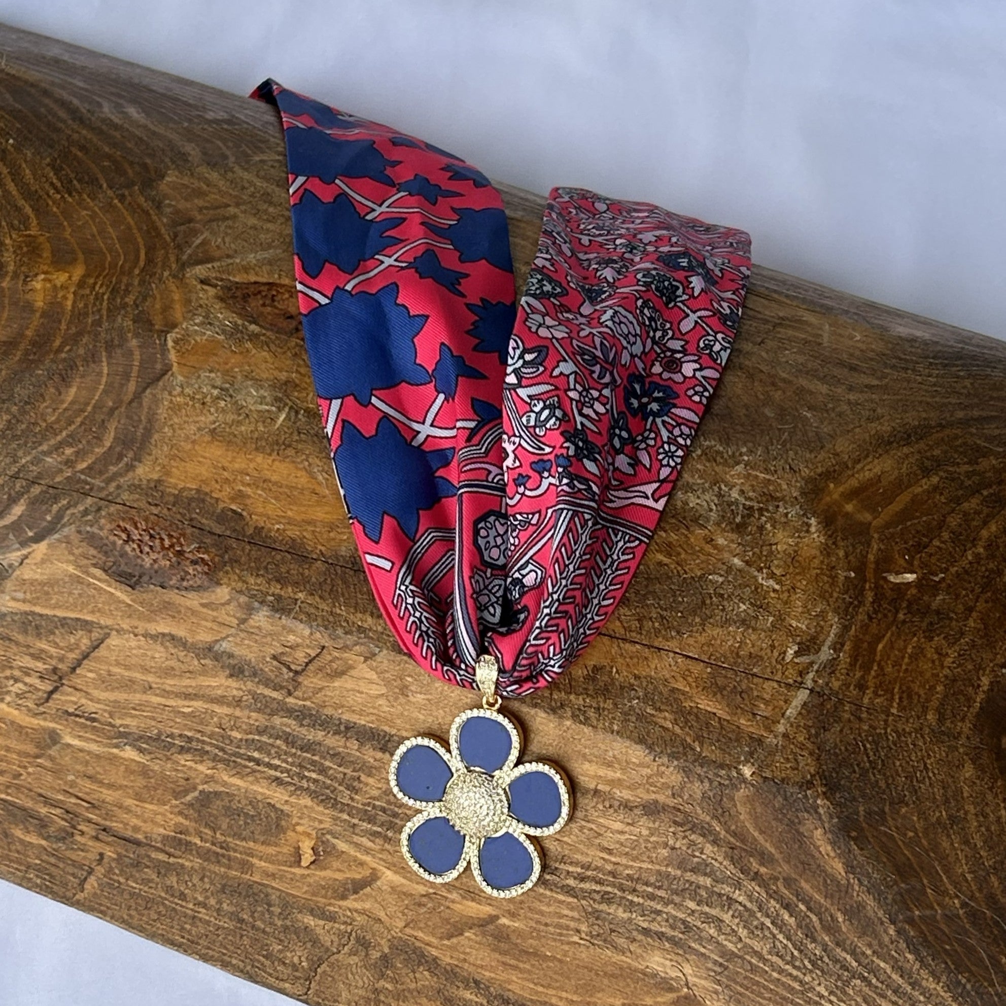 Stylish Scarf Necklaces