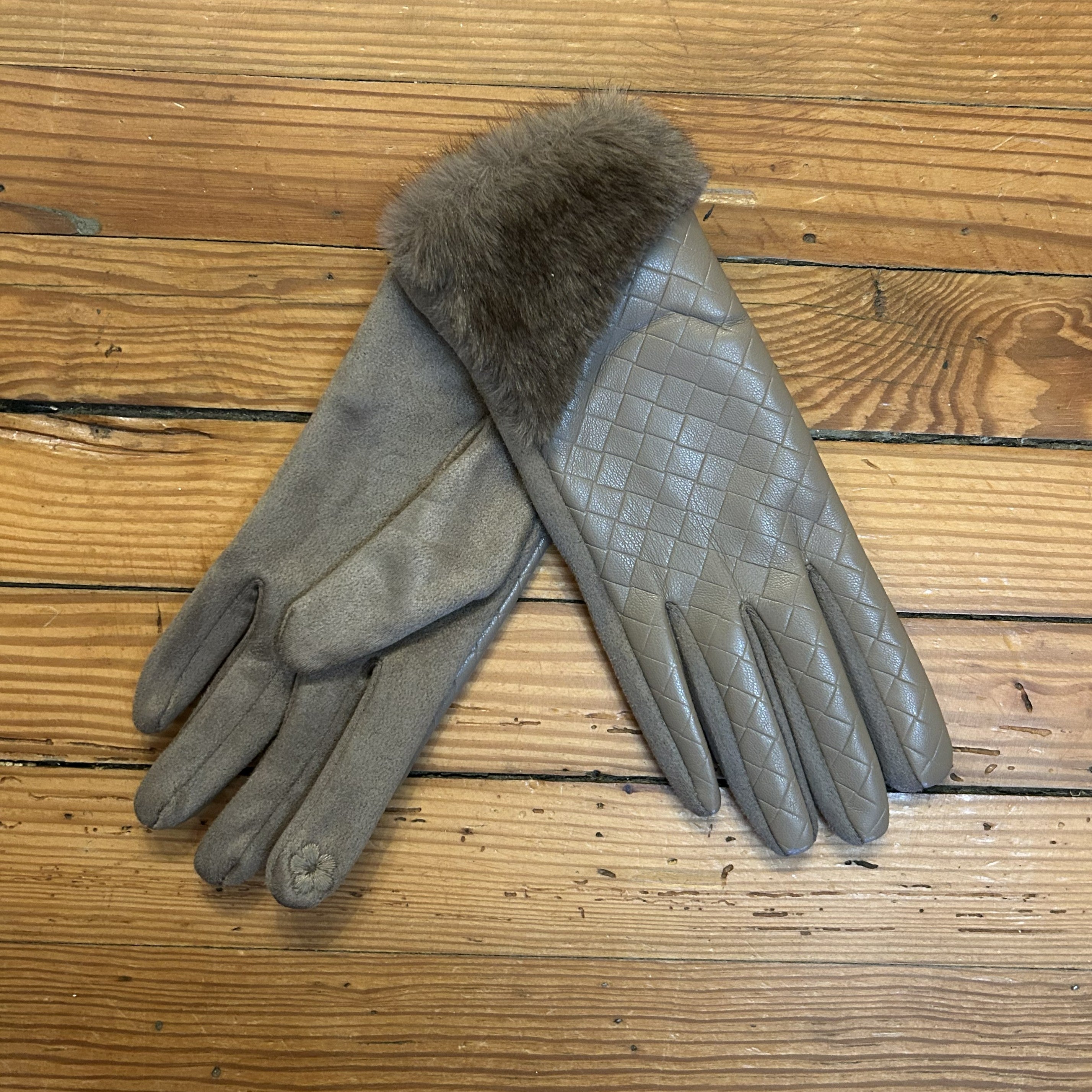 Fur Trimmed Gloves with Touch Screen Functionality - PP