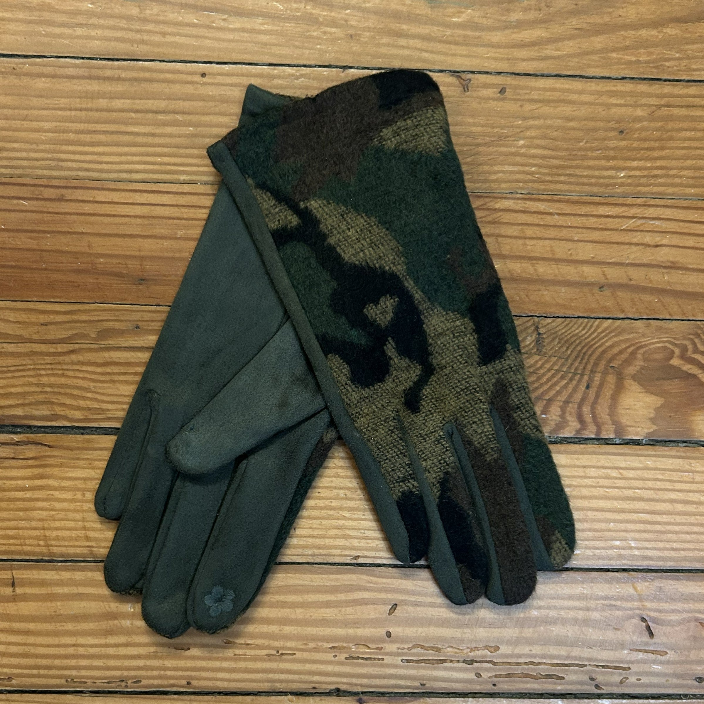 Camo Style Gloves with Touch Screen Functionality - PP