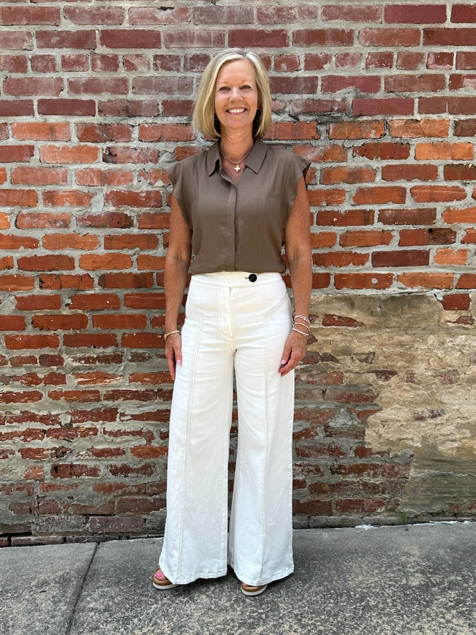 Topstitched High-Waisted Flare Pants in Cream
