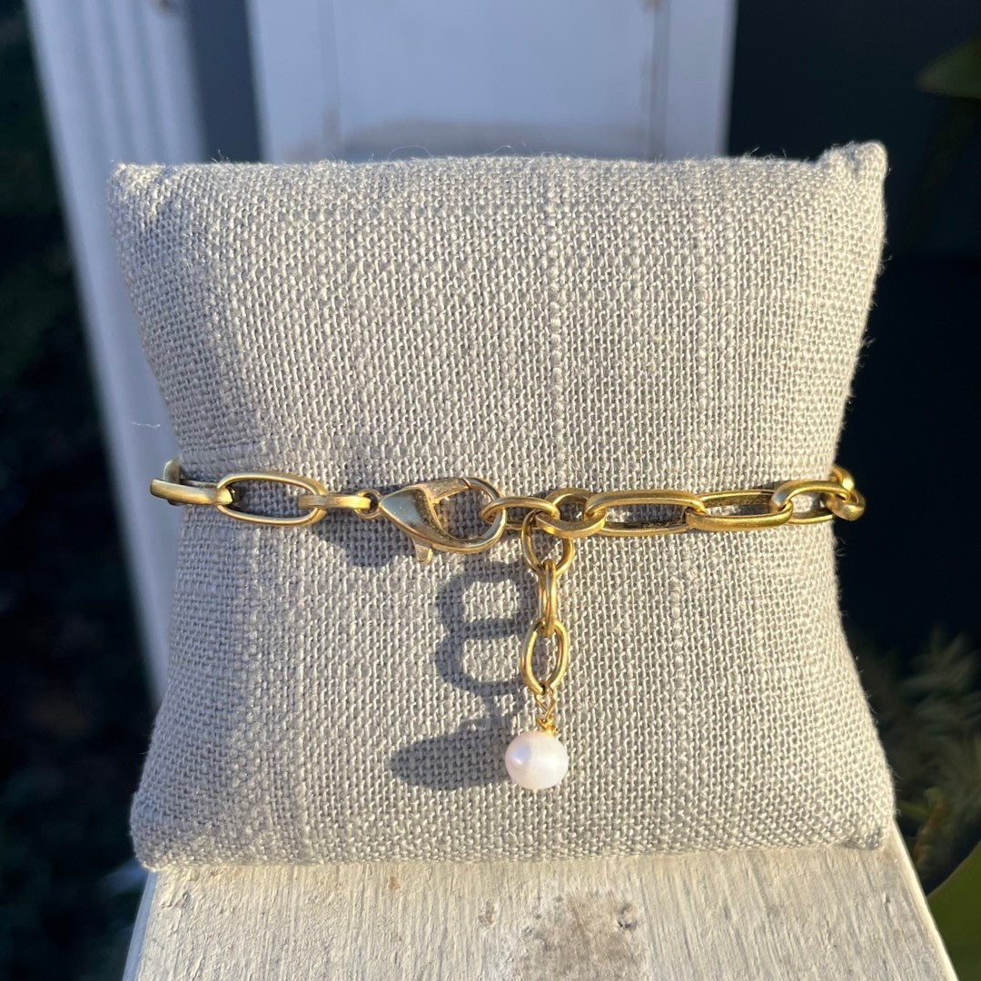 Chain Bracelet w/ Pearl Charm