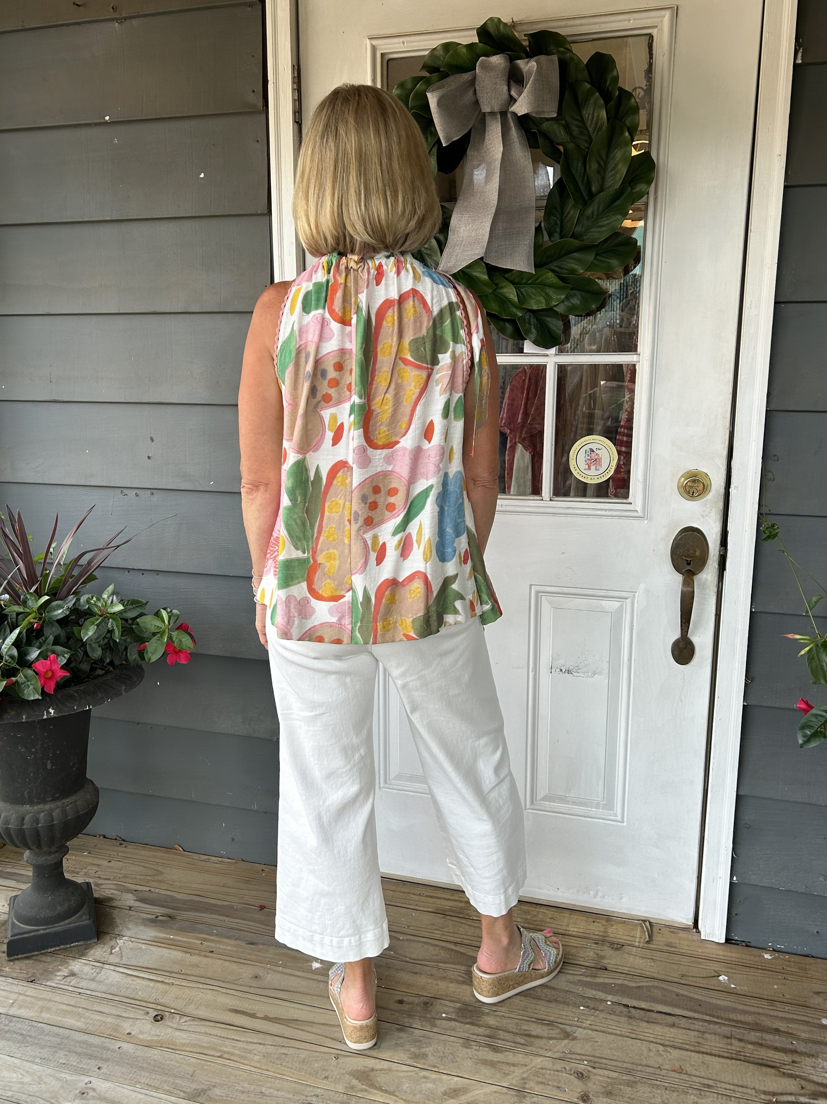 Sleeveless Abstract Print Top w/ Lace Trim