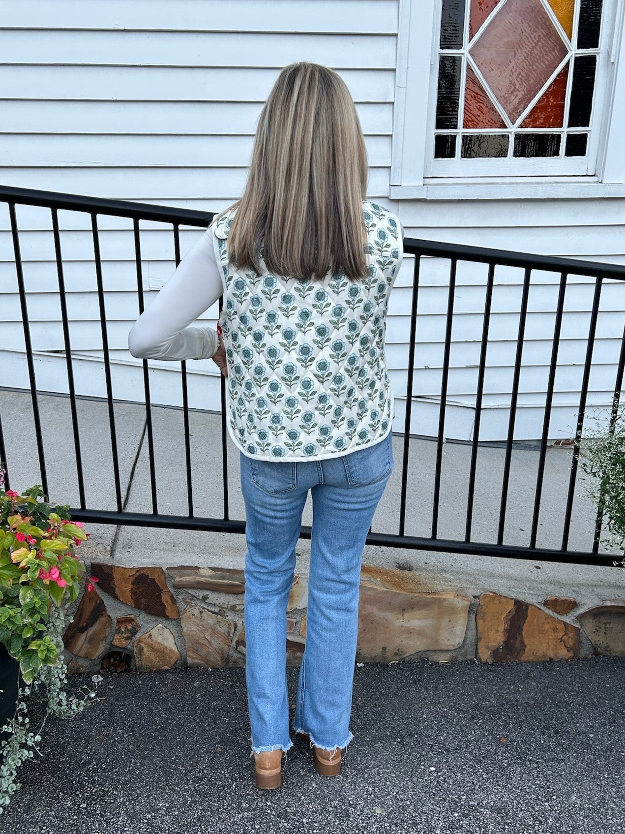 Floral Print Quilted Vest in Cream