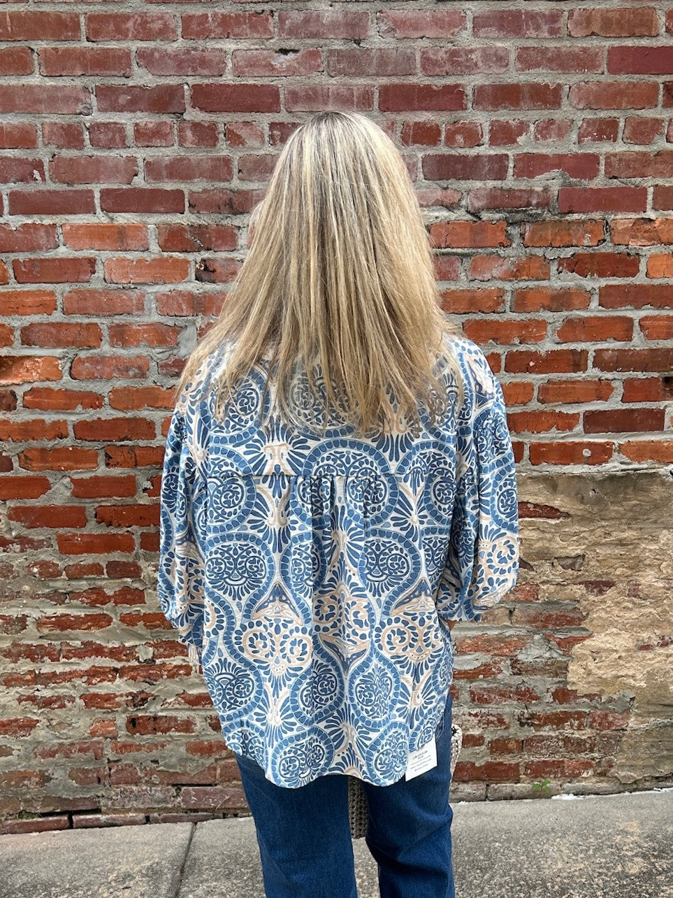 Damask Print Button Down Blouse w/ Balloon Sleeves in Blue