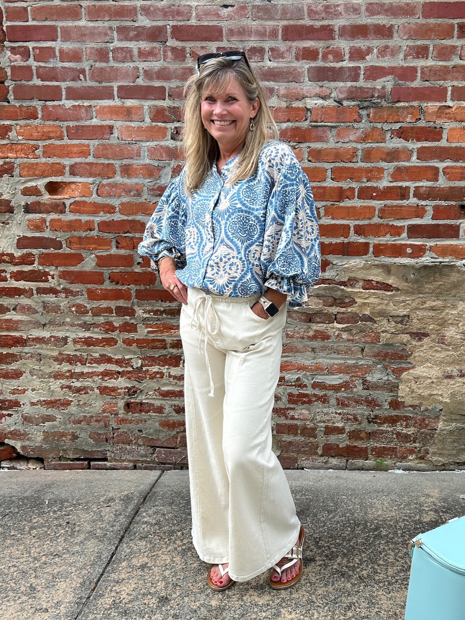 Damask Print Button Down Blouse w/ Balloon Sleeves in Blue