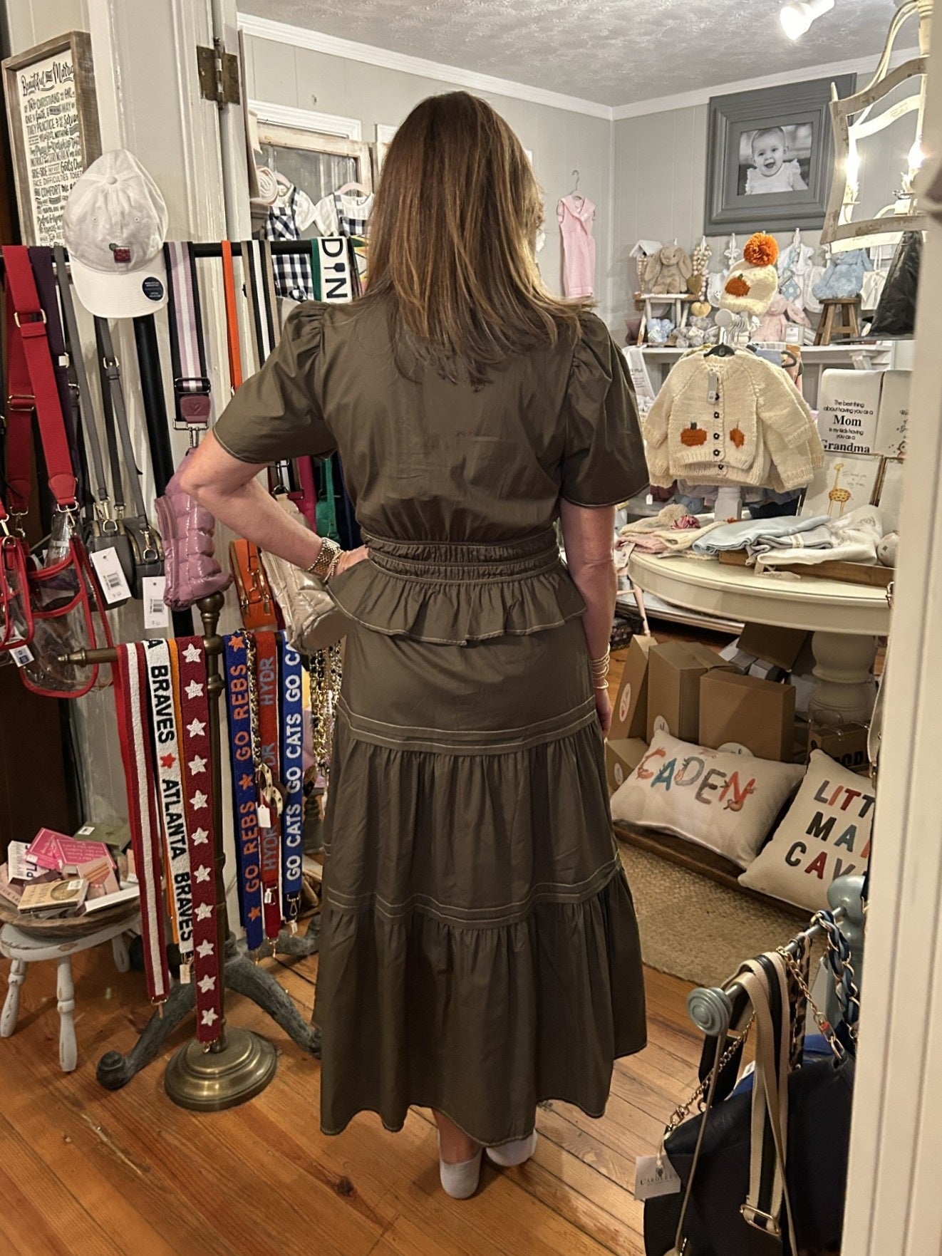 Short Sleeve Tiered Midi Dress