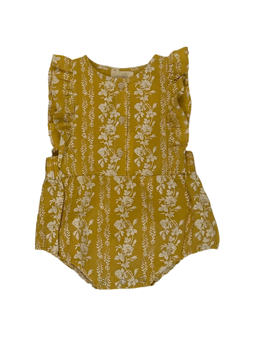 Wrap your little one in this irresistible Butterscotch Colored Baby Bubble! The warm, honey-toned fabric creates an adorable statement, while delicate embroidered details add a touch of handcrafted charm. This too-cute outfit will have everyone swooning over your baby's style.&nbsp;