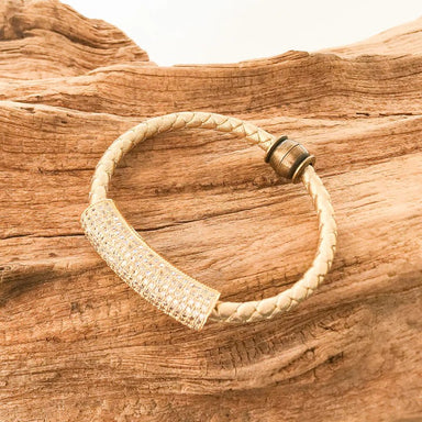 You will love this stunning python leather bracelet, featuring a gracefully curved pave tube. Crafted from genuine python leather, it delivers authentic texture and distinctive visual appeal. The secure magnetic clasp ensures worry-free wear throughout your day, combining practicality with polished aesthetics.

* Genuine Python Leather