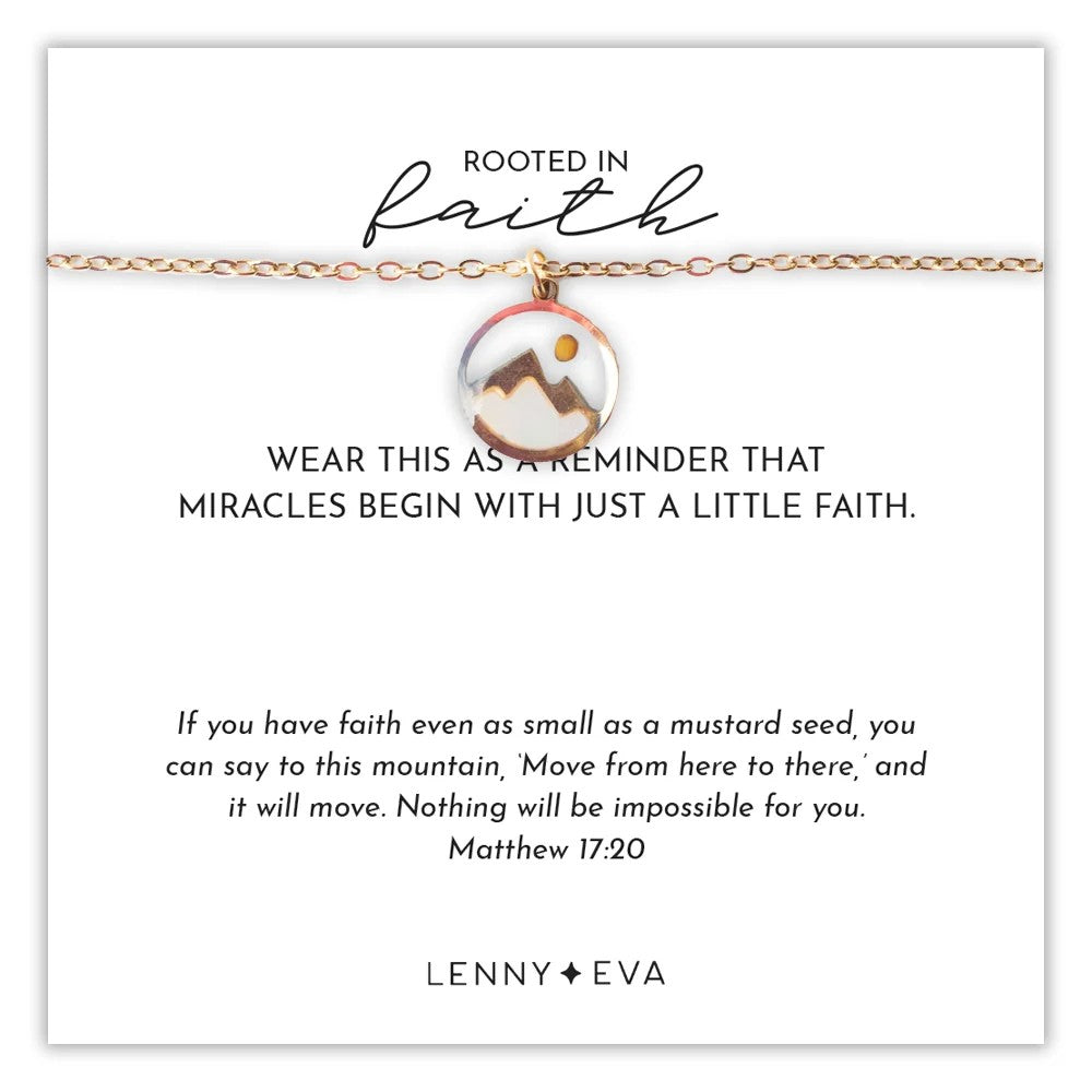 Embrace the power of faith with this meaningful mustard seed necklace, a wearable reminder to choose faith over fear. The delicate pendant moves with you throughout your day, while the included "Rooted in Faith" message card celebrates the strength of belief. Perfect as a gift or personal keepsake for moments when you need encouragement. Layer it with your favorite pieces or wear it solo as a subtle, powerful statement.

Details:

18 inch chain with extender up to 20 inches
12K gold &nbsp;plate over brass c