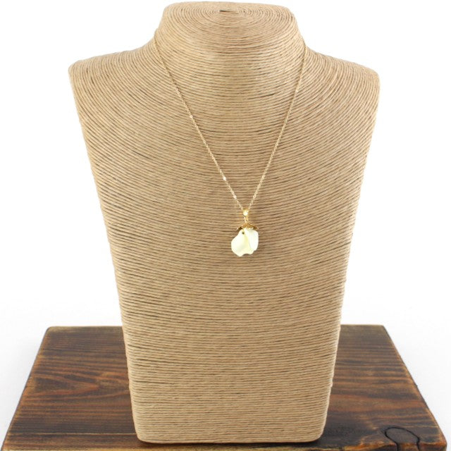 Short Necklace w/ Petal Pendant