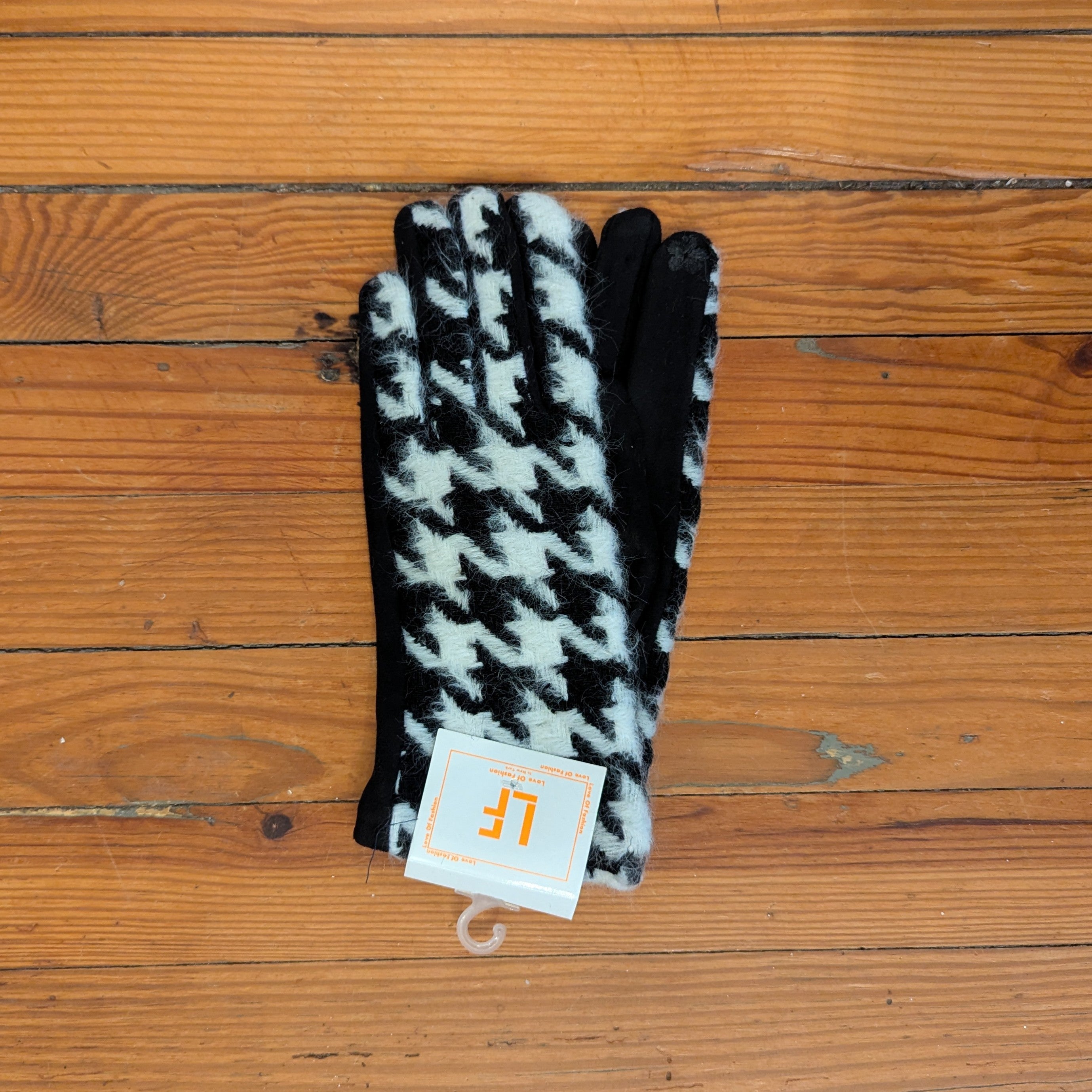 New Gloves with Touch Screen Functionality