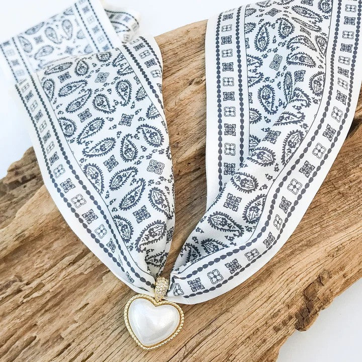 Stylish Scarf Necklaces