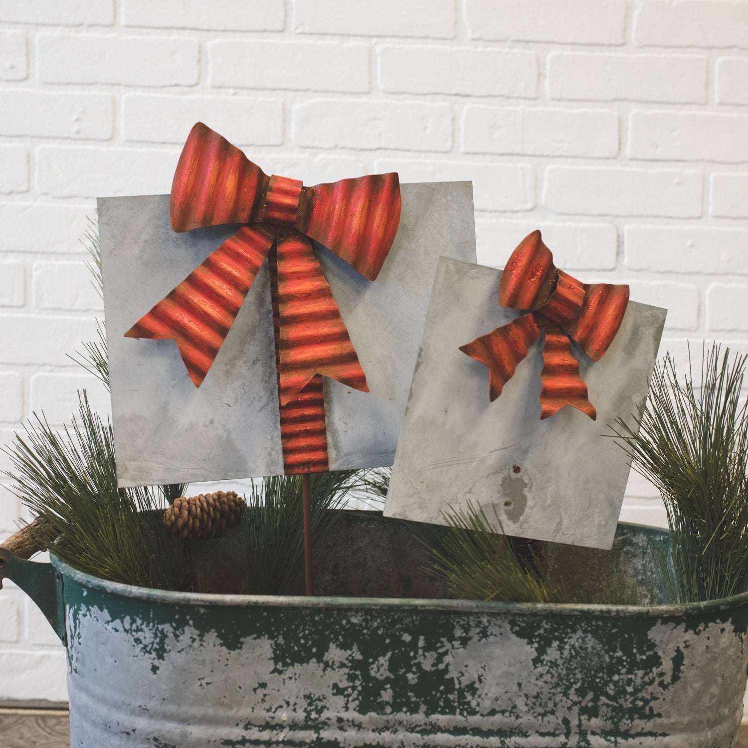 Galvanized/Rust Red Gifts Stakes