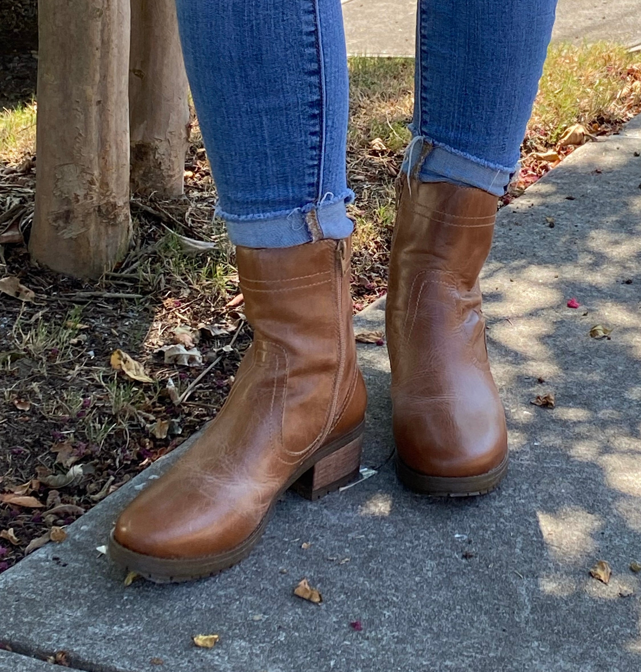 Davis Tan Leather Ankle Boots
