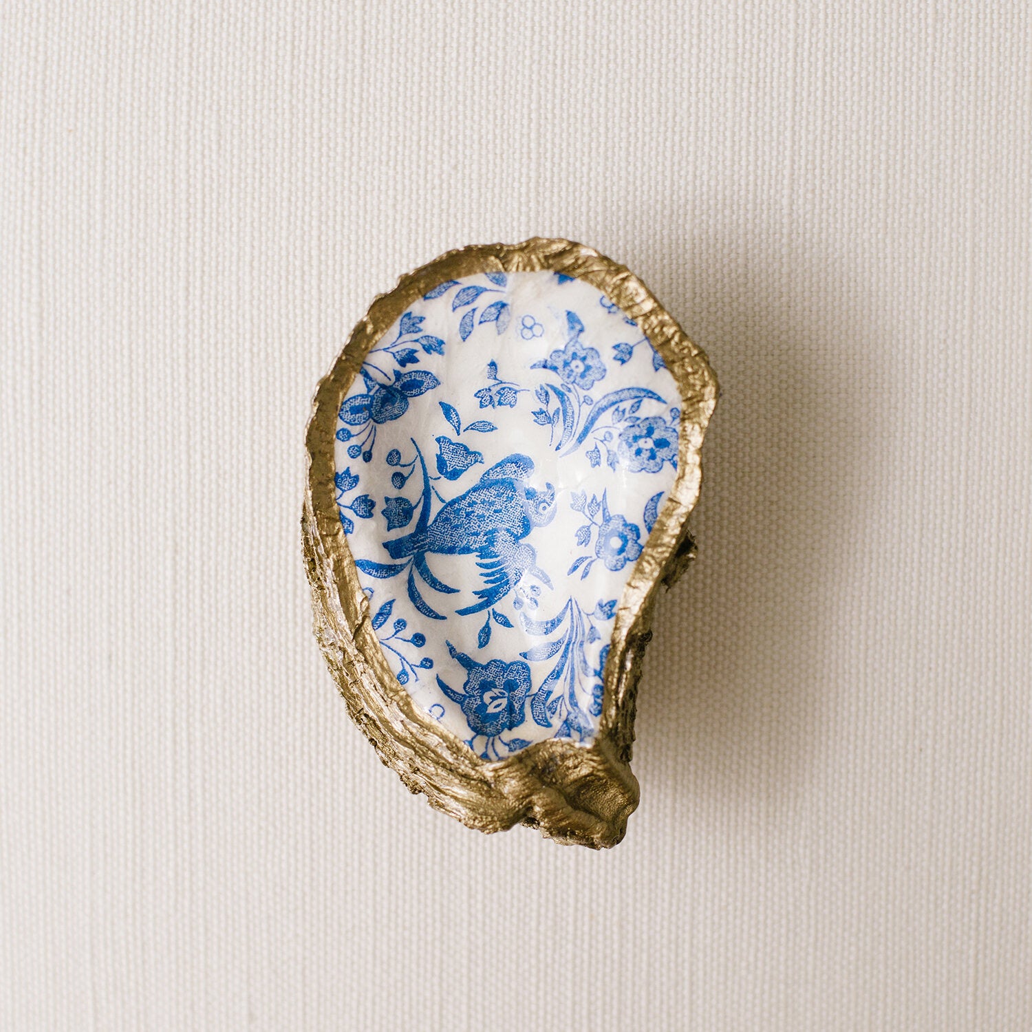 Grits & Grace painted oyster - Indigo Floral