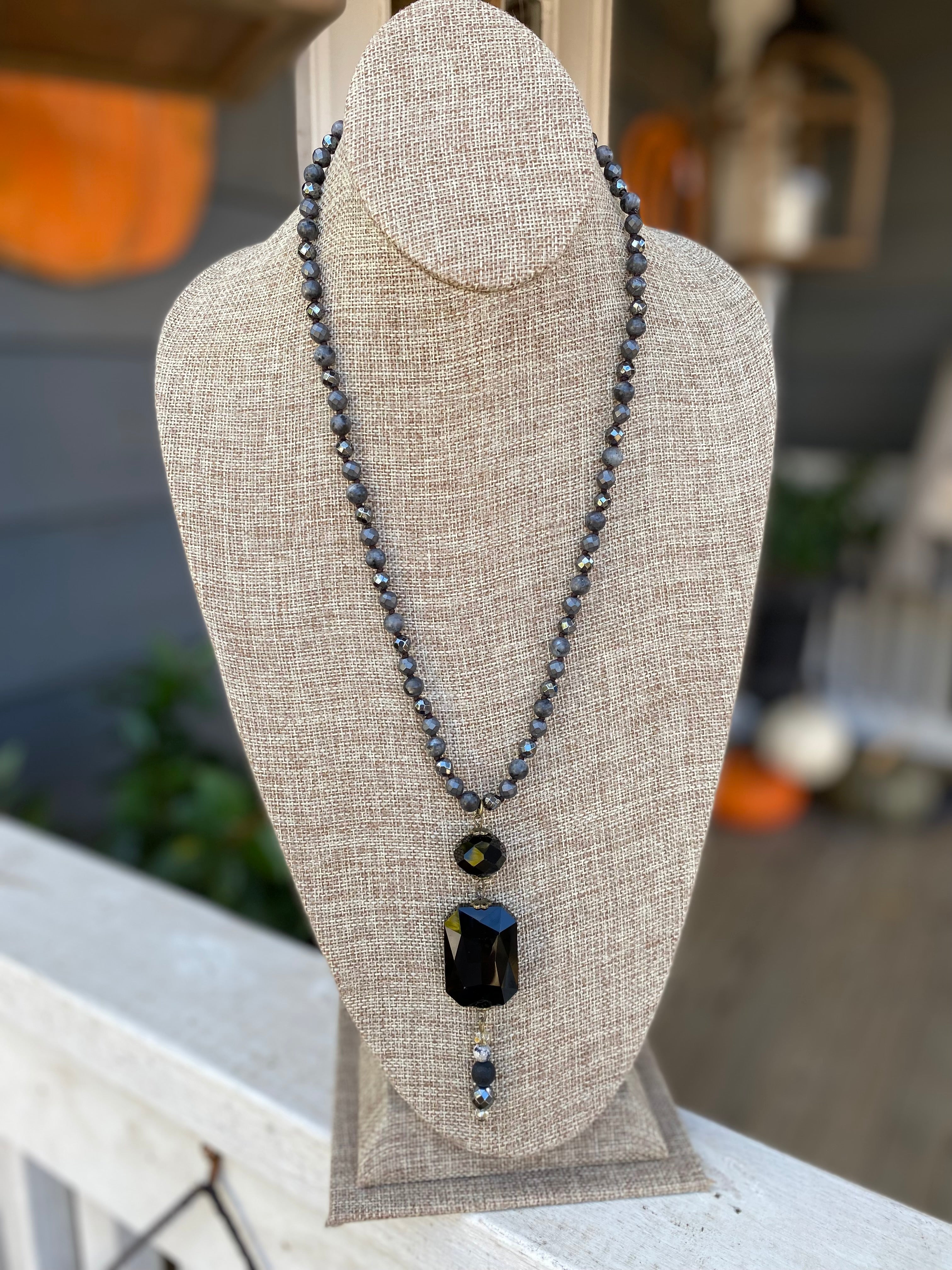 Black Beaded Necklace Rectangle Crystal Pendant - CS1006