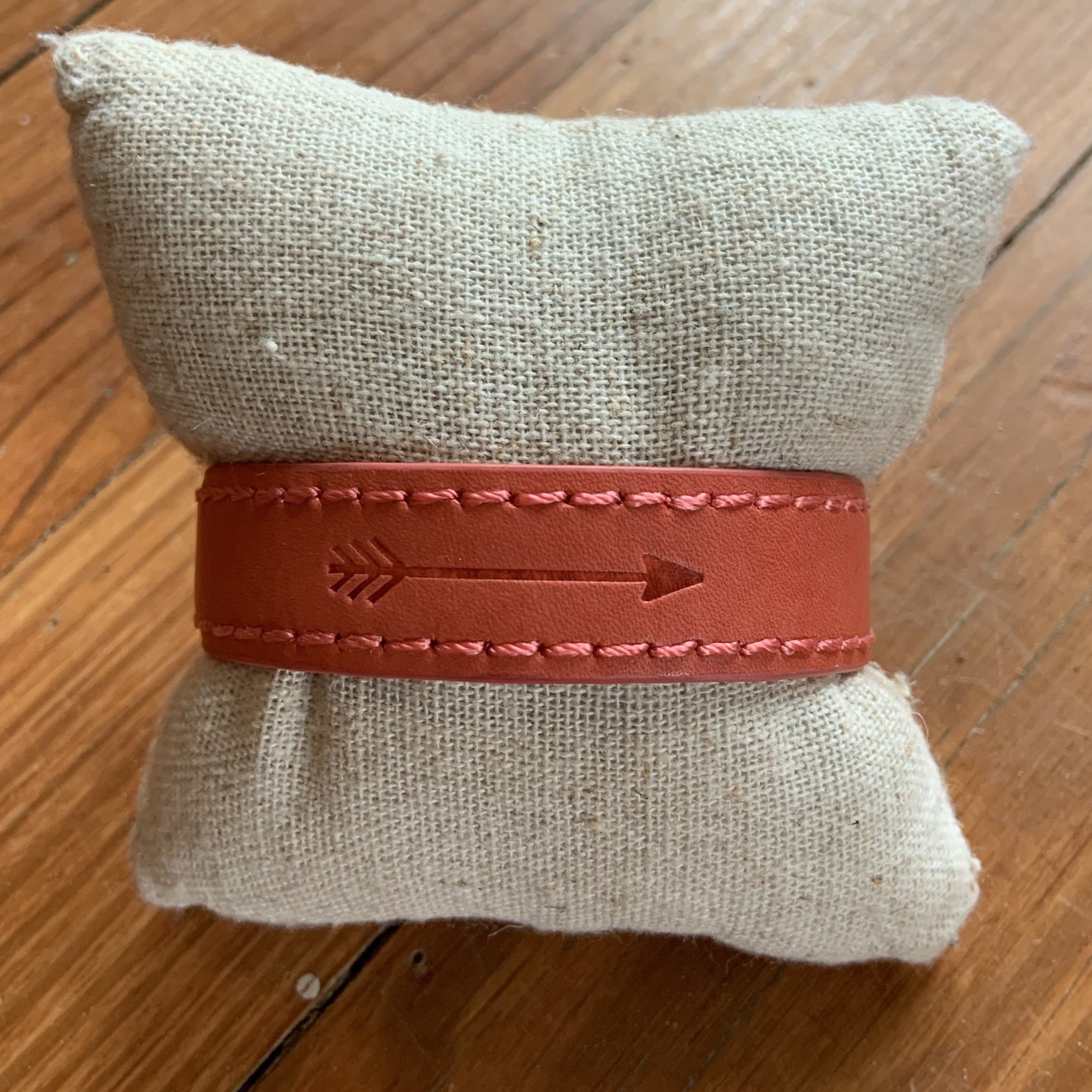 Red Leather Bangle with Arrow - CS1007