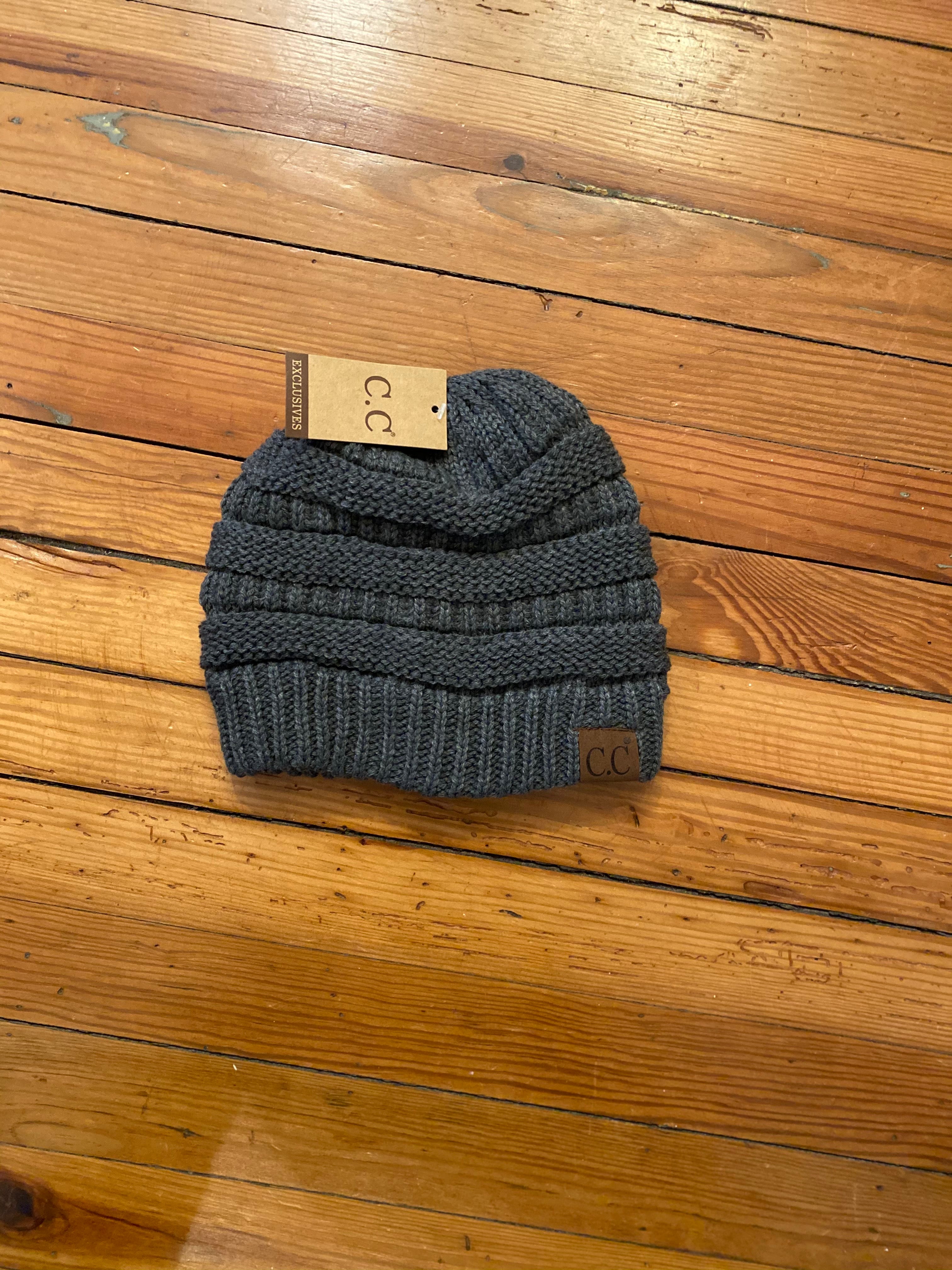 CC - Ribbed Cable Knit Hat