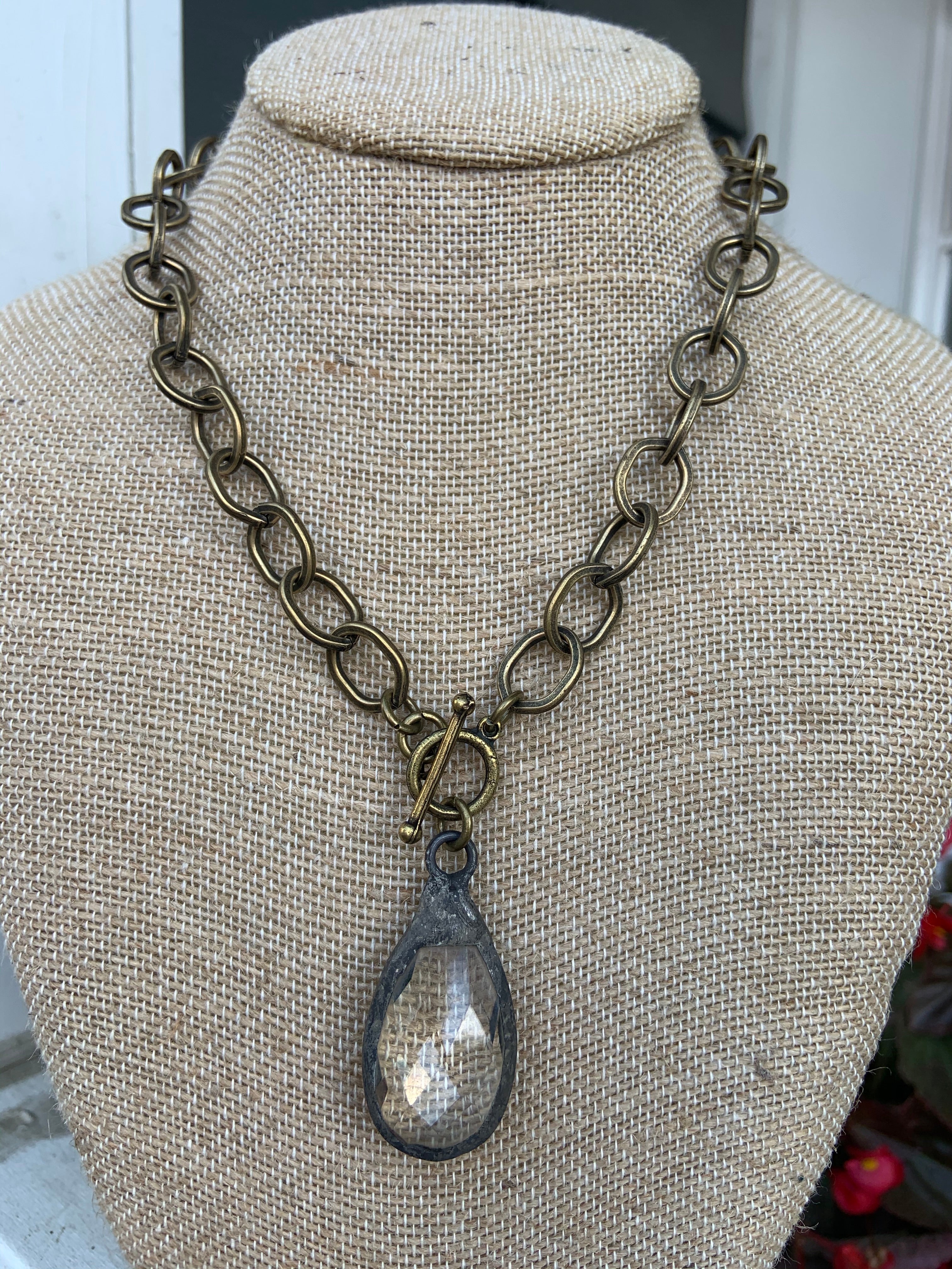 Large Link Chain Necklace With Large Clear Crystal #1054