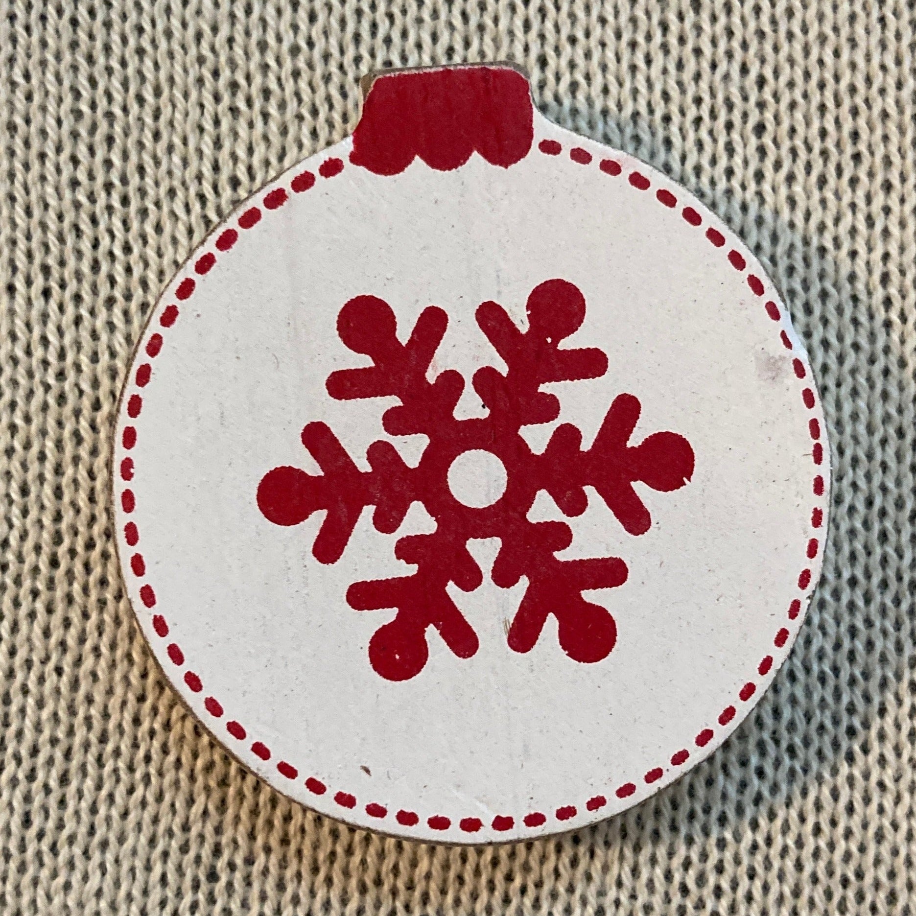 Red and white ornament Adams & Co Wooden Tile for Letterboard